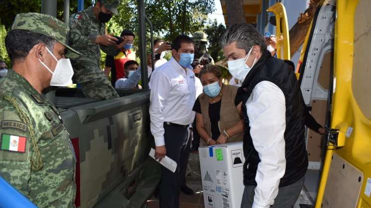 Arriban a Oaxaca 24 mil 375 dosis de la vacuna Pfizer: SSO