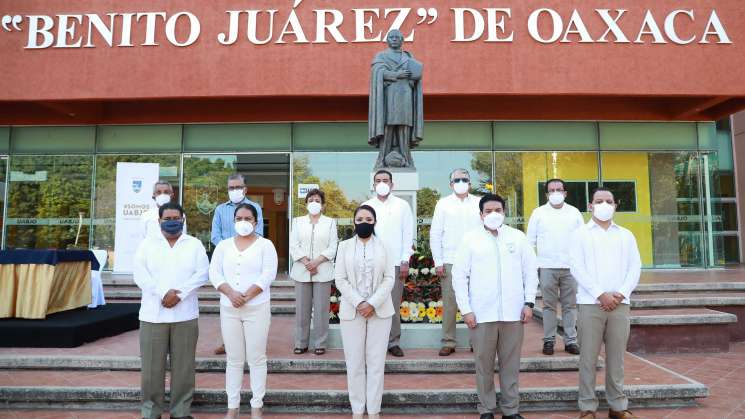 Conmemora la UABJO el CCXV Aniversario del Natalicio de su Rector