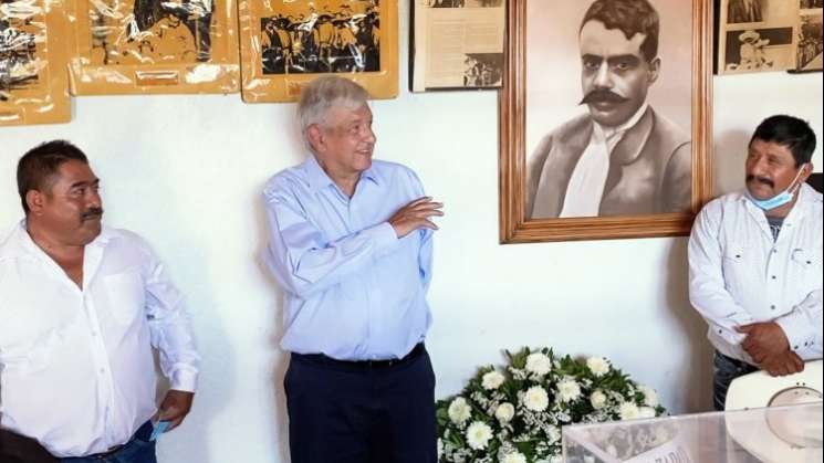 Conmemora AMLO a Emiliano Zapata en Puebla