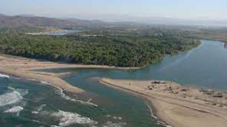 Realizan búsqueda de persona desaparecida en el río Verde