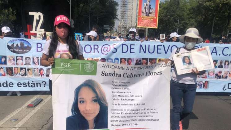 Realizan marcha por la Dignidad Nacional