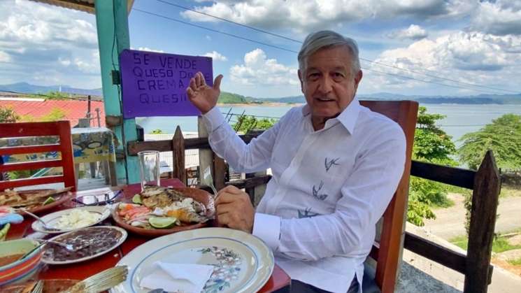 Aumentan hidroeléctricas el doble de energias: AMLO