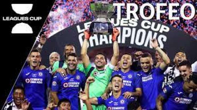 Tras 23 años de espera, Cruz Azul es campeón de liga