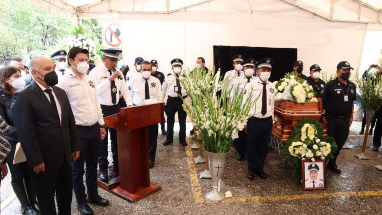 Rinden homenaje al Comandante Regional, Miguel Ángel García Porra