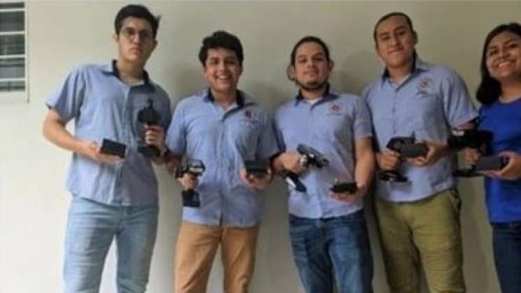 Estudiantes del TecNM ganan torneo internacional de robótica