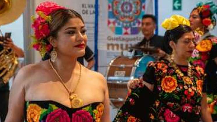 La Guelaguetza Muxe alista el evento final de su segunda edición