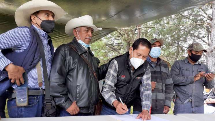 Terminan conflicto agrario San Juan Mixtepec y Santa María 