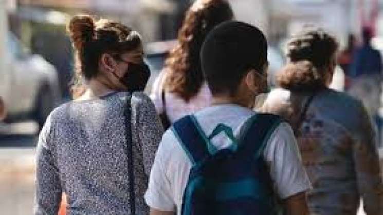 Piden padres de familia a la SEP un regreso a clases responsable