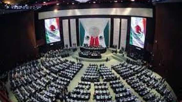 Diputadas de Morena buscan paridad en presidencias de comisiones 