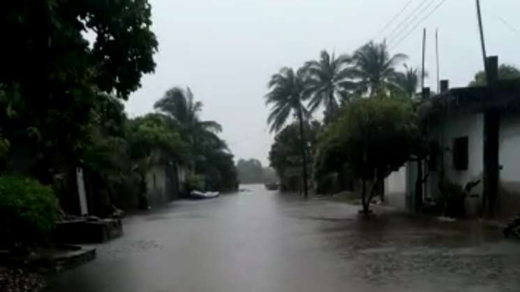 Pide Ayuda a AMLO San Mateo del Mar por inundación