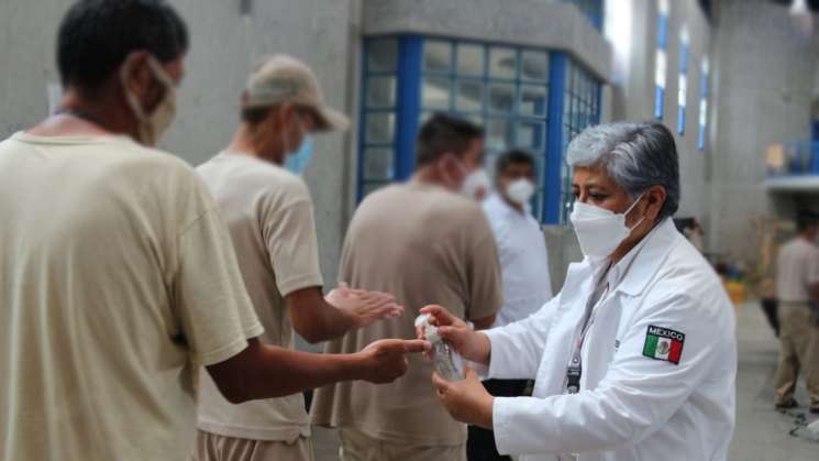 Población penitenciaria de Oaxaca, vacunada en su totalidad 