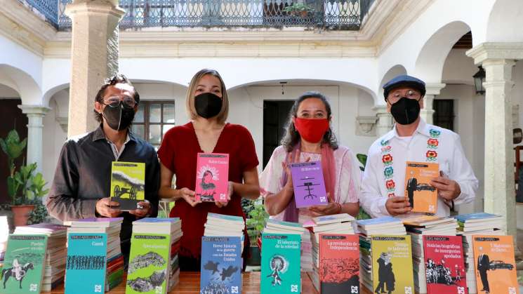 Seculta entrega acervo bibliográfico a mediadoras y mediadores