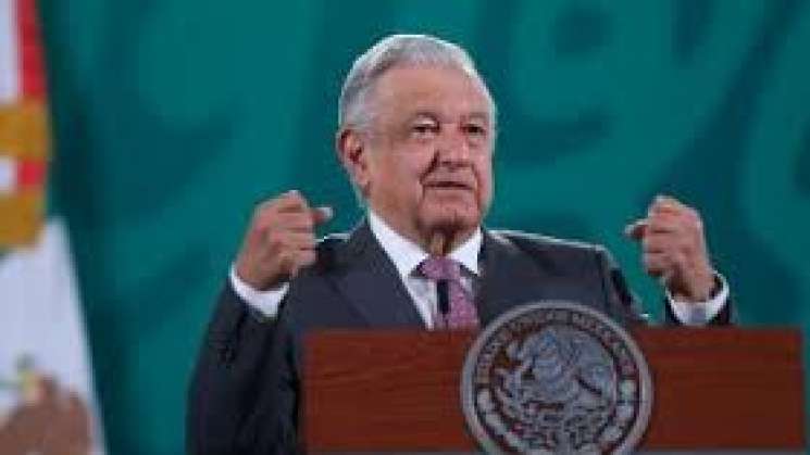  AMLO ofrece adelantar fondos para cubrir nóminas en estados