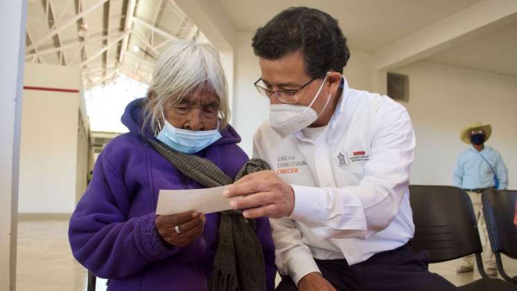 Sebien acerca Programas Sociales a la Mixteca   