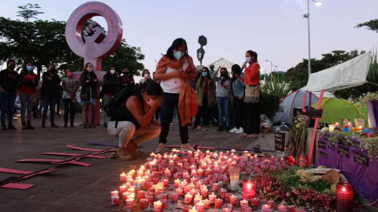 En Oaxaca: Mujeres exigen el cese de la violencia feminicida     