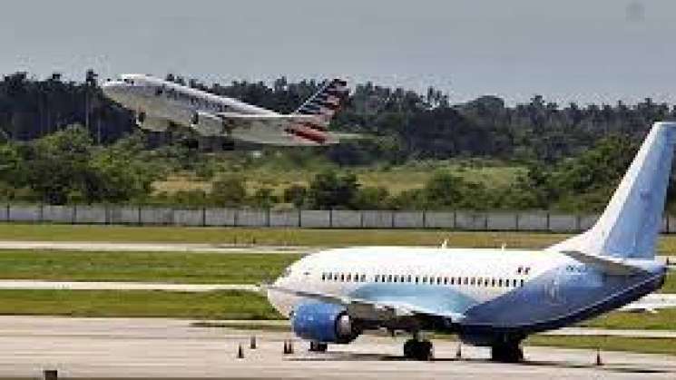 Inician hoy lunes nuevas restricciones para viajar por avión a EU