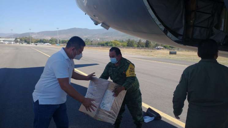 En Oaxaca  aplican tercera dosis de Covid-19 como refuerzo 