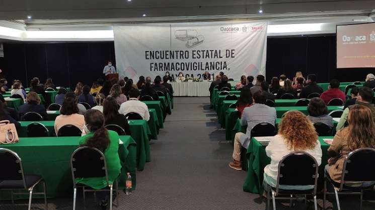 Realiza SSO “Encuentro estatal de fármaco y tecnovigilancia” 