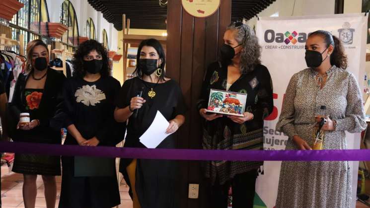 SMO inaugura “Mini Boutique Oaxaca” Mujeres con Talento