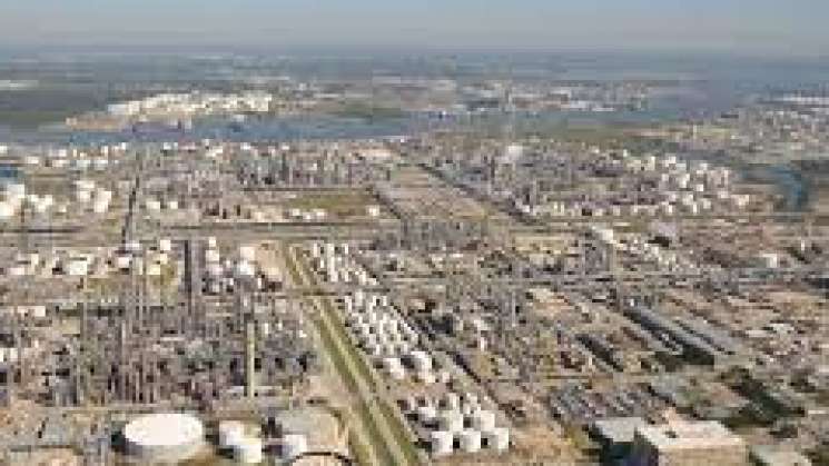 México toma posesión de refinería Deer Park en Texas