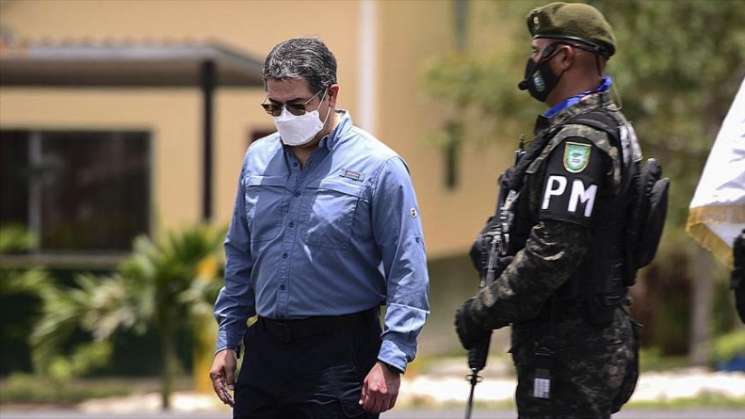 Por narcotráfico, detienen a expresidente Juan Orlando Hernández 