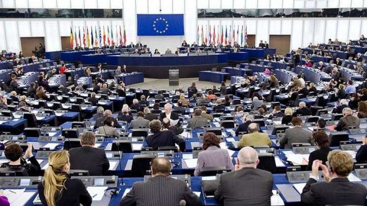 Parlamento Europeo pide a México indagar crímenes a periodistas