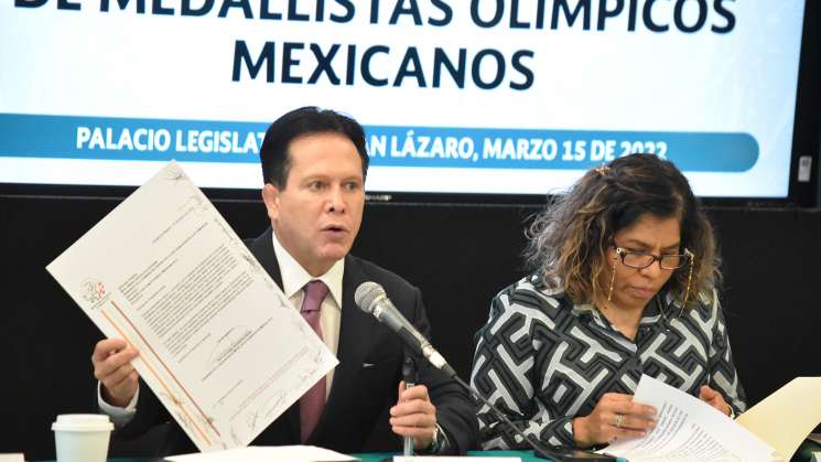 Comisión de Deporte se reúne con Asociación de Medallistas 