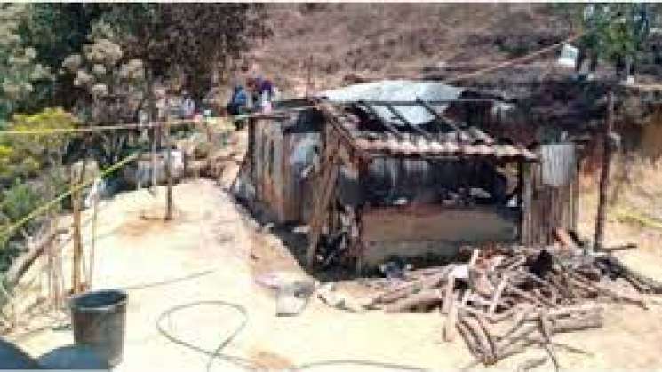 Seis niños fallecen en incendio de vivienda en Tilapa, Oaxaca