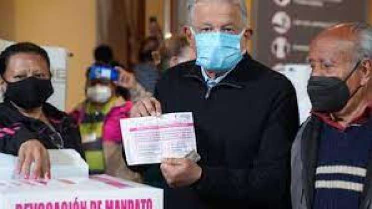 15.7 y 16.8 millones de mexicanos votaron por permanencia de AMLO