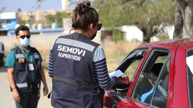 Semovi exhorta a las y los operadores a conducirse con legalidad 