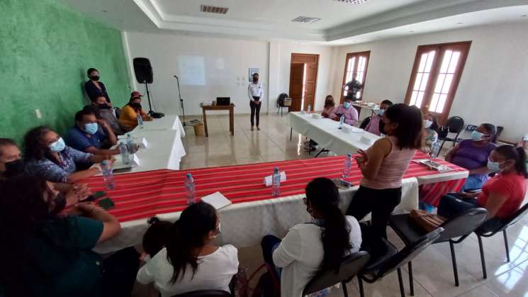 Presenta SSPO proyecto “Docente preventivo” para escuelas de Etla