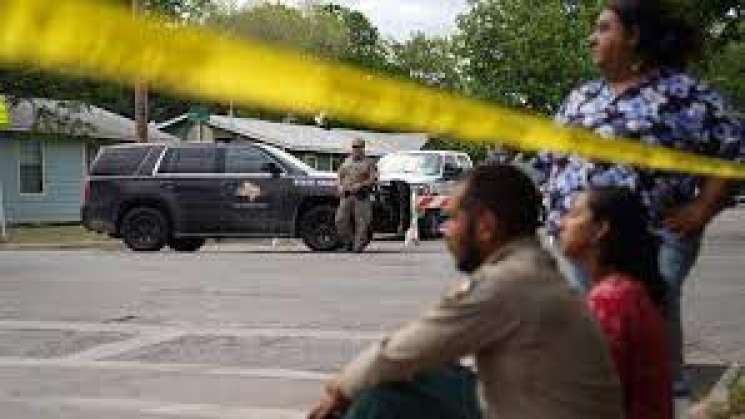 Tras tiroteo en escuela de EU, AMLO lamenta 19 muertes de menores