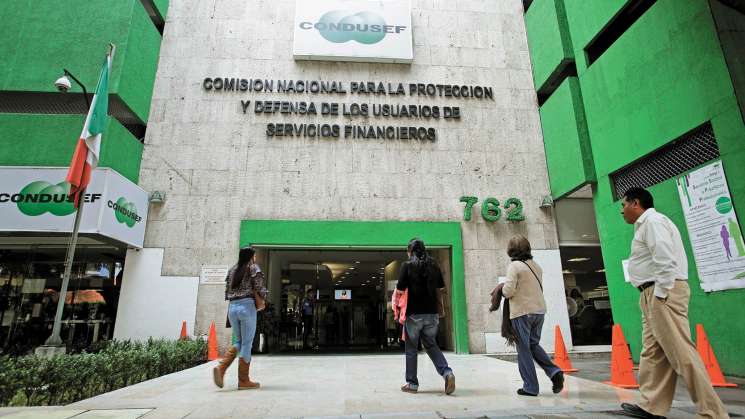 Condusef alerta por suplantación de 6 instituciones financieras