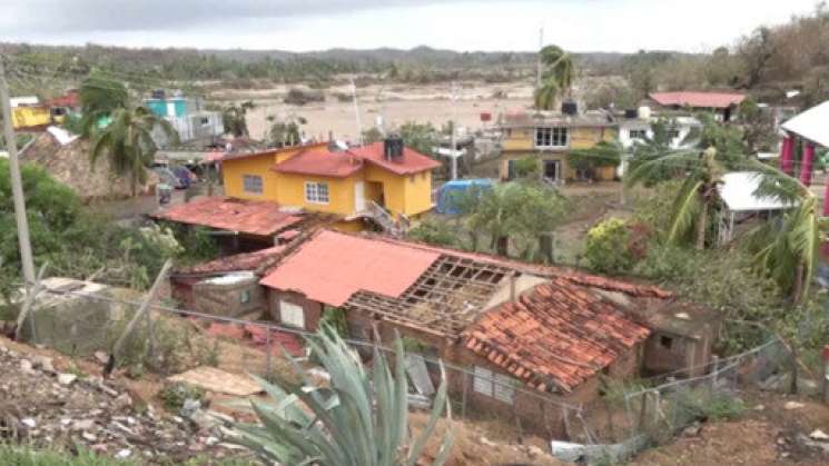 Escenas del paso del huracán Agatha en Oaxaca