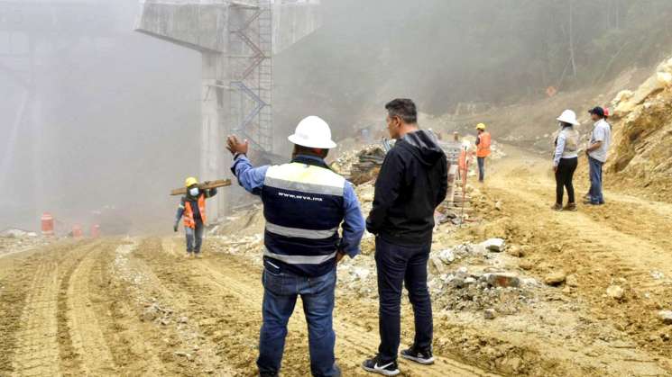 80.21% de avance en autopista Oaxaca-Puerto escondido 