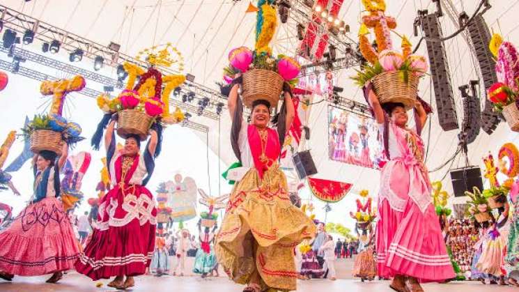 Pide Congreso de Oaxaca medidas contra COVID en Guelaguetza 