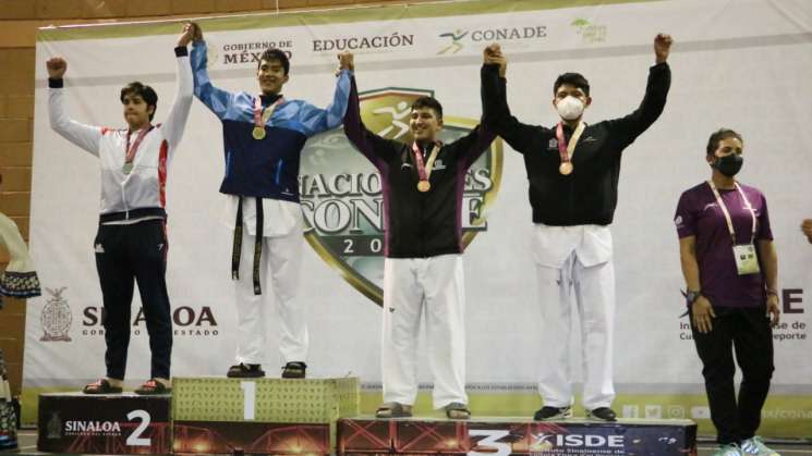 Issac Santiago gana bronce en taekwondo en categoría sub 18