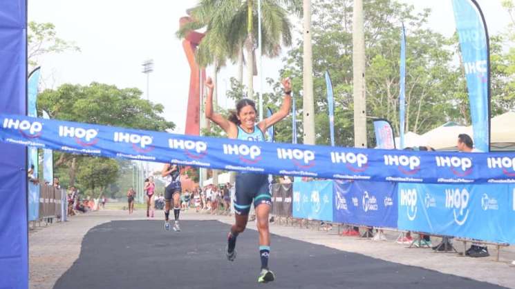 Oaxaqueña gana 1er lugar en Campeonato Nacional Duatlón 2022