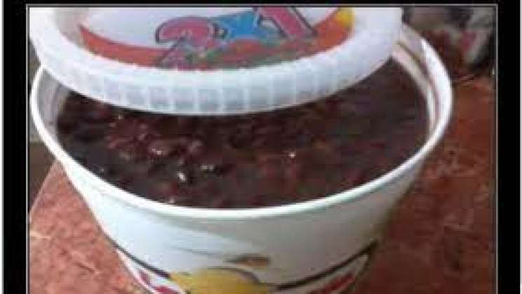 Alerta Profeco por uso de recipientes de yogurt para frijoles