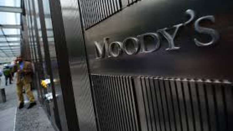 Moody’s rebaja nota de deuda de Pemex 