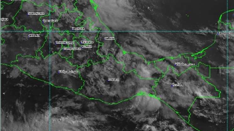 lluvias fuertes, mar de fondo en zona costera y calor en Oaxaca