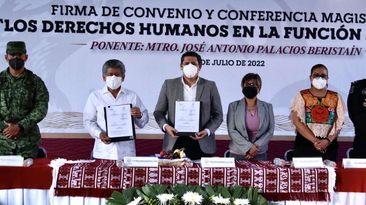 Signan convenio de colaboración DDHPO y  Oaxaca de Juárez