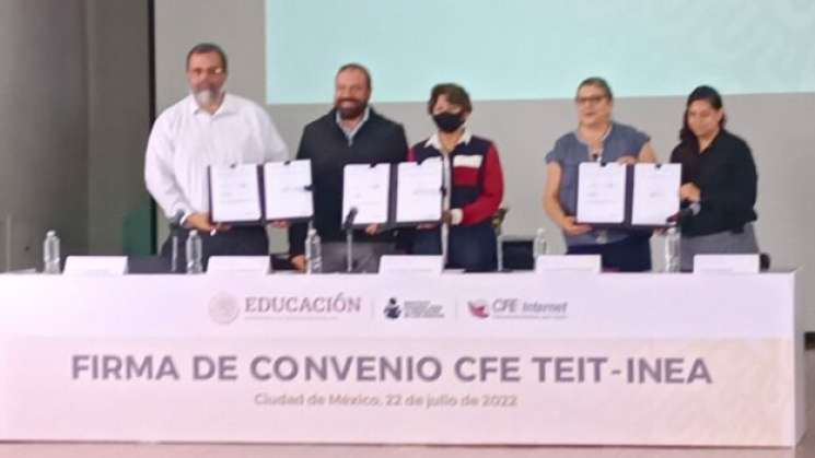 Instalará CFE Internet gratuito en plazas comunitarias de INEA 