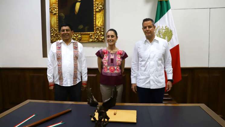 En Oaxaca, Claudia Sheimbaum se reúne con AMH y Salomón Jara