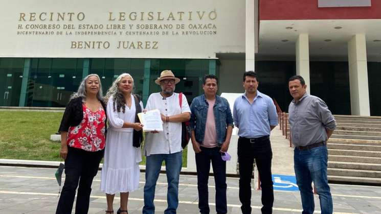  Buscan proteger a periodistas y activistas de Oaxaca 