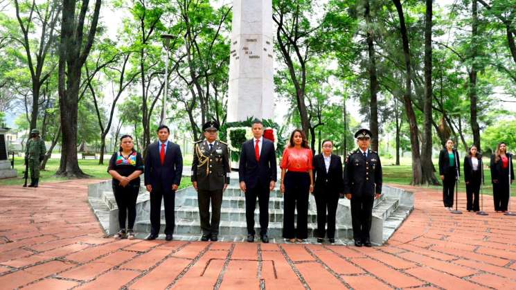 Realiza Oaxaca Ceremonia por 175 Aniversario de los Niños Héroes