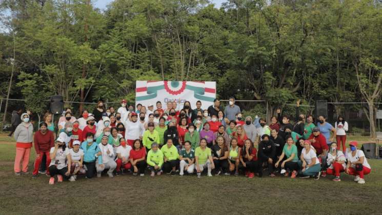 Celebra Administración el Mes Patrio en parques públicos  