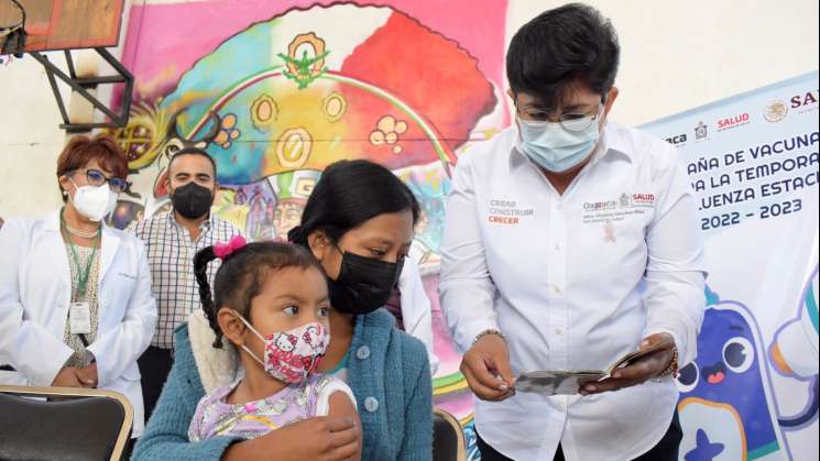 Arranca sector Salud de Oaxaca vacunación contra influenza  