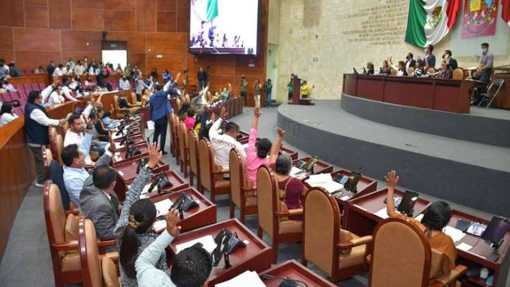 Legisla Congreso para garantizar paridad de género en Oaxaca