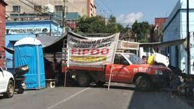  FIPOO sigue con bloqueo indefinido en la ciudad de Oaxaca